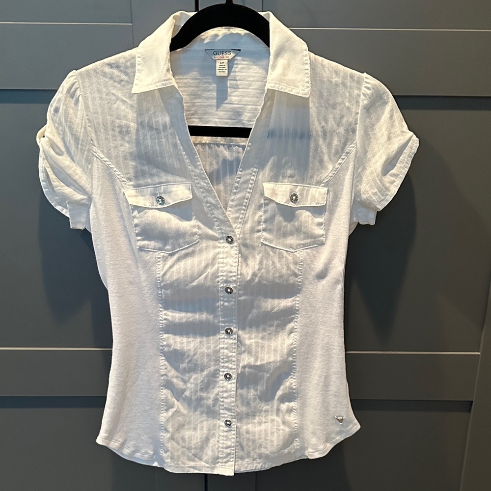 Guess Crisp White Button-Down Women's Shirt